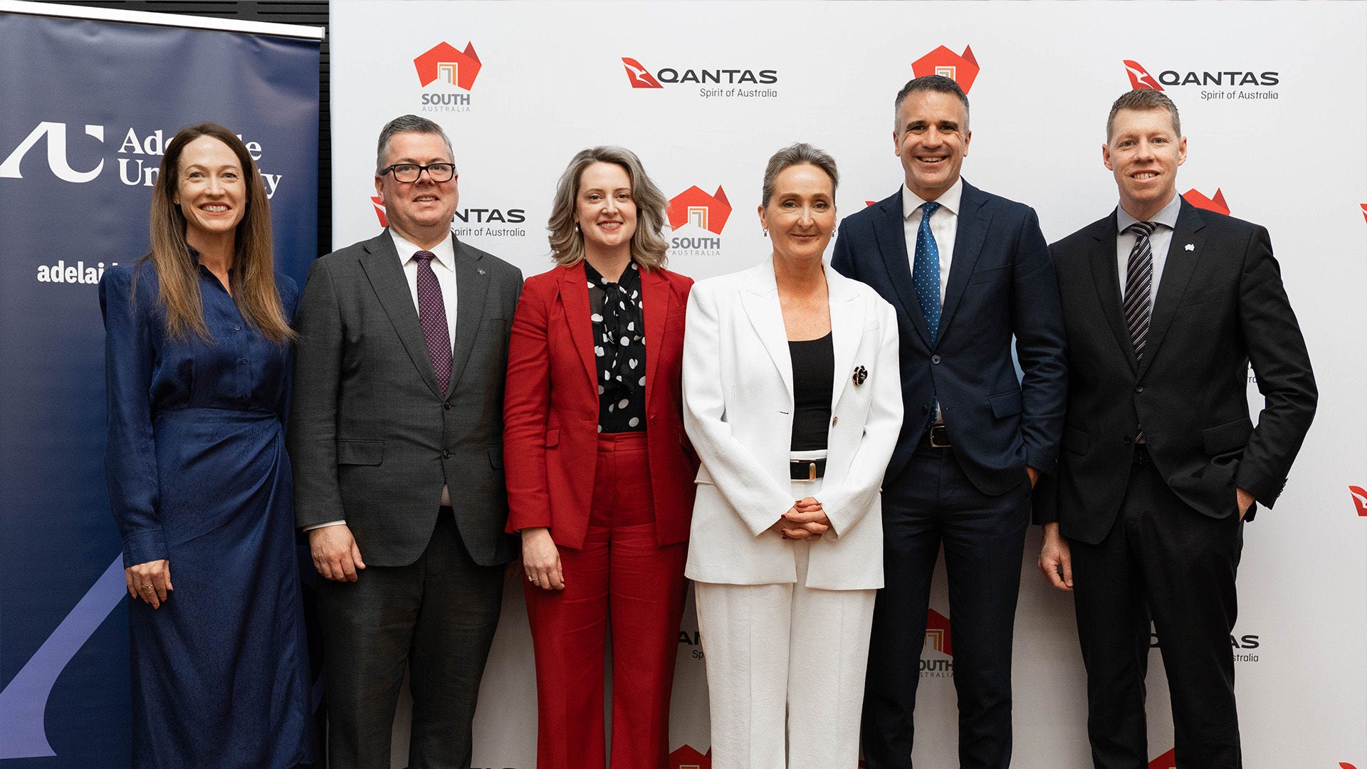 Adelaide University, SA Premier Peter Malinauskas and QANTAS group photo